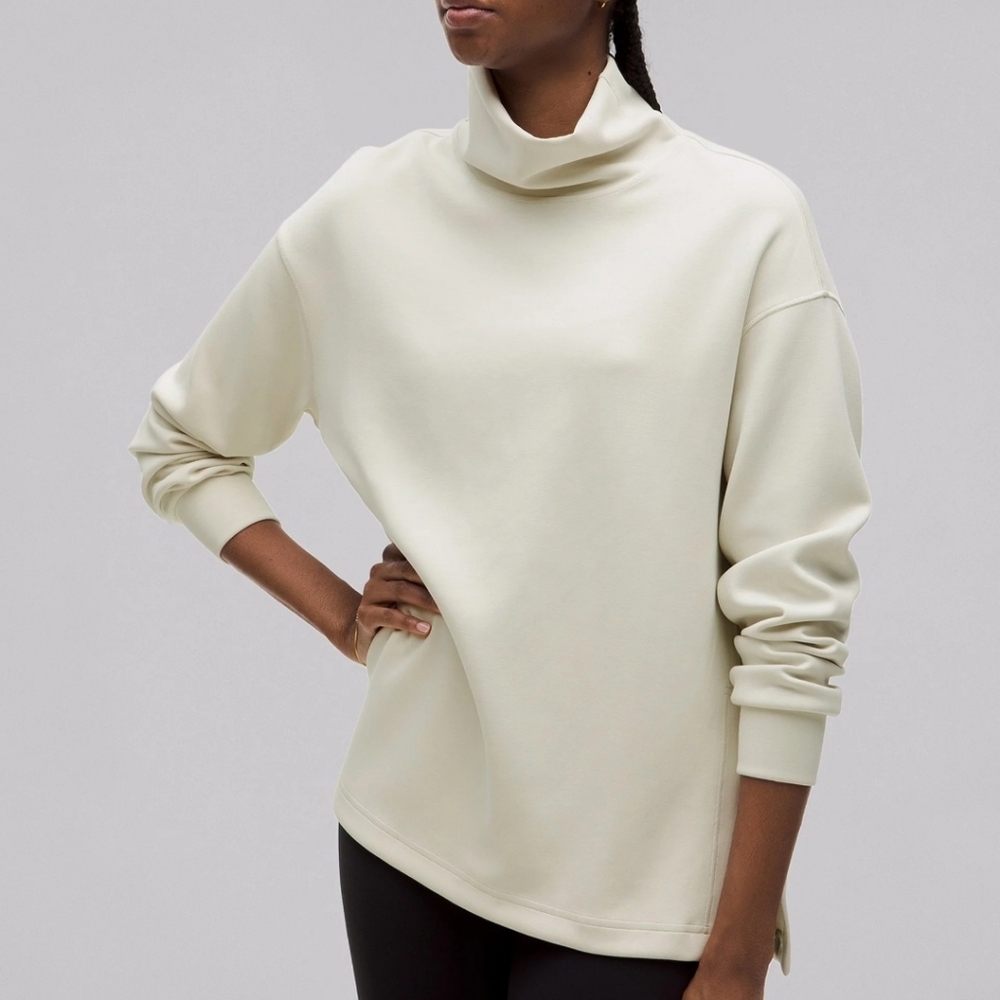 NWT Lululemon Softstreme Funnel-Neck Long Pullover x Peloton, XS